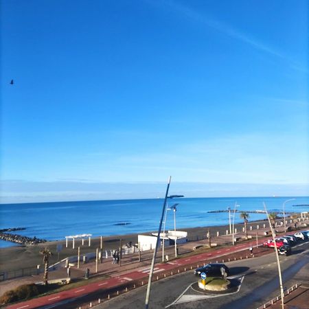Apartment With Seaview Casa Davidoff Lido di Ostia Exteriör bild